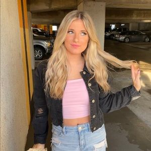 Meet your Posher, Avery